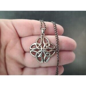 925 Sterling Silver Celtic Knot Pendant Necklace Vintage